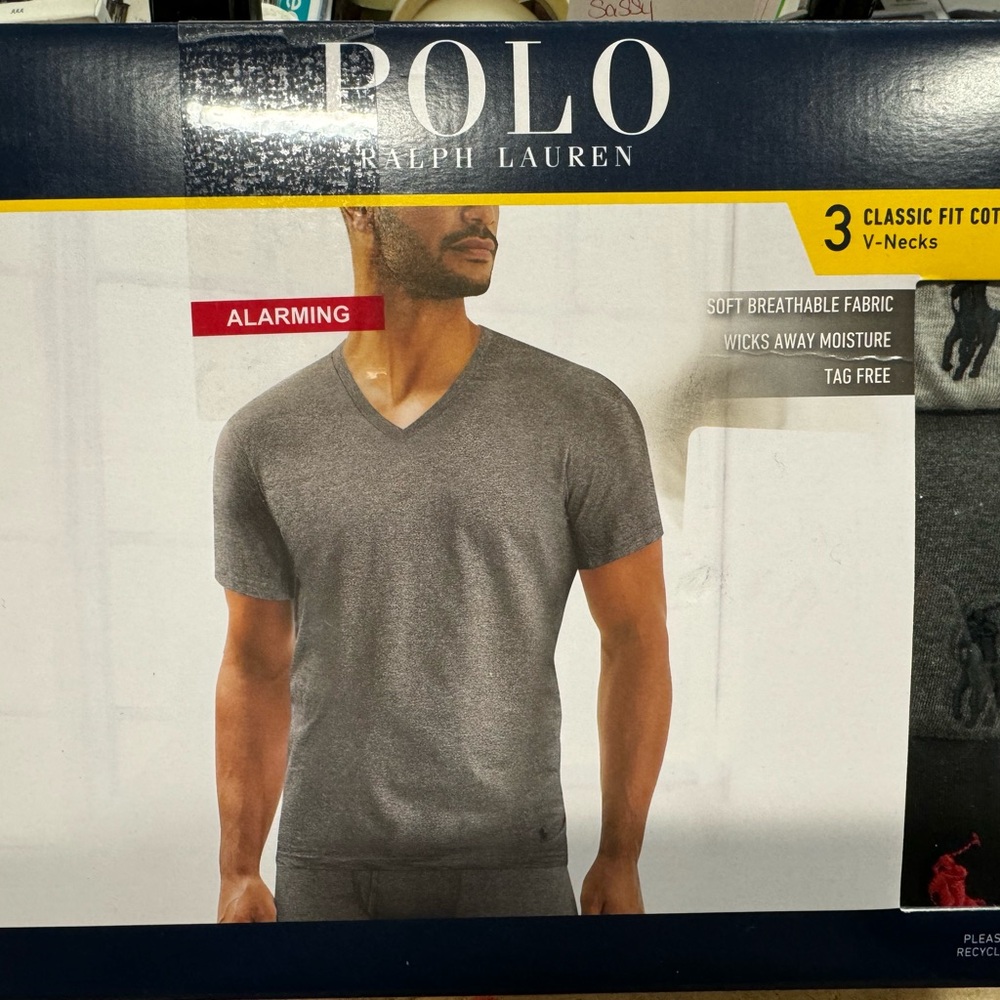 Polo Ralph Lauren V Neck Shirts Mens
Medium Classic Fit Cotton 3 Pack Logo